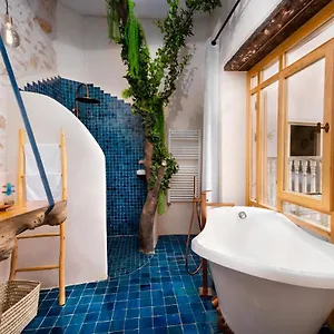 Riad Mama Lova Hotel, Riad, Restaurant &