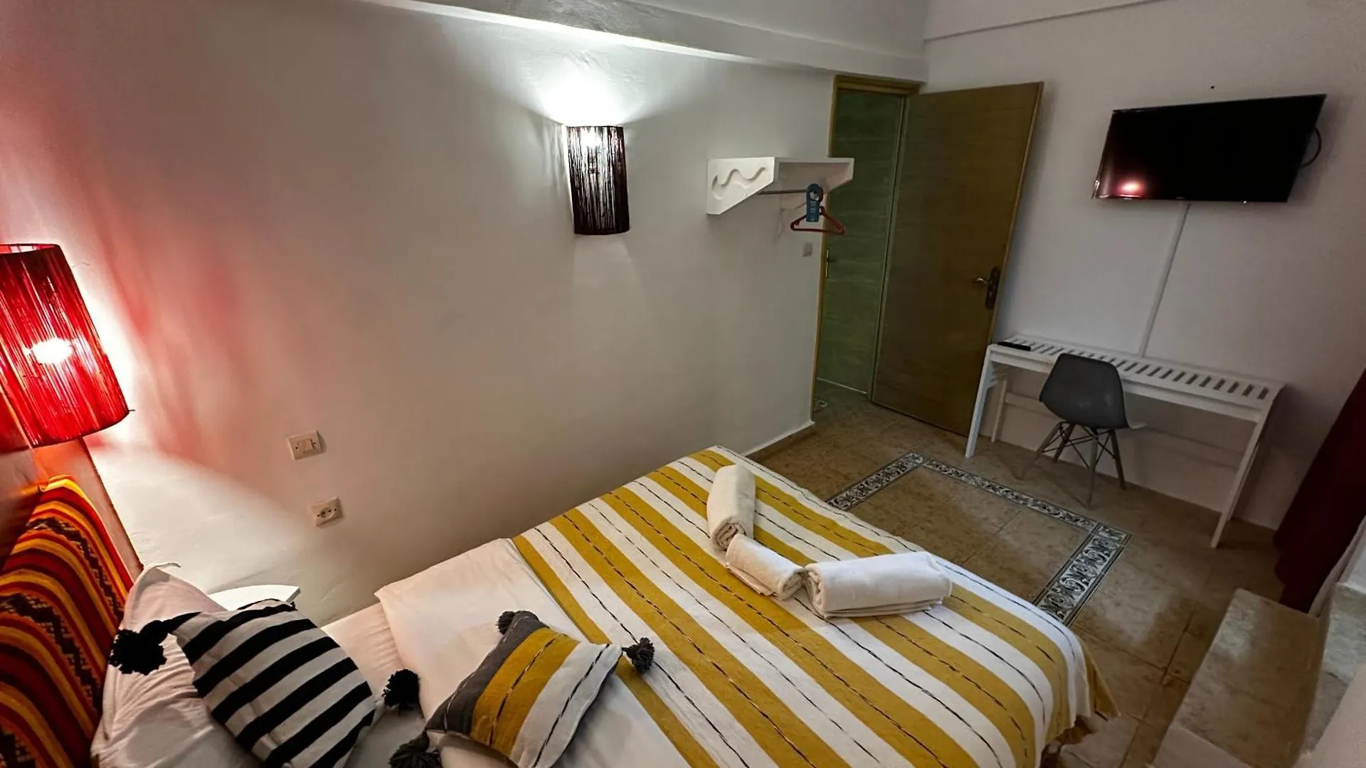 Mama Souiri Hotel Эс-Сувейра 3*,